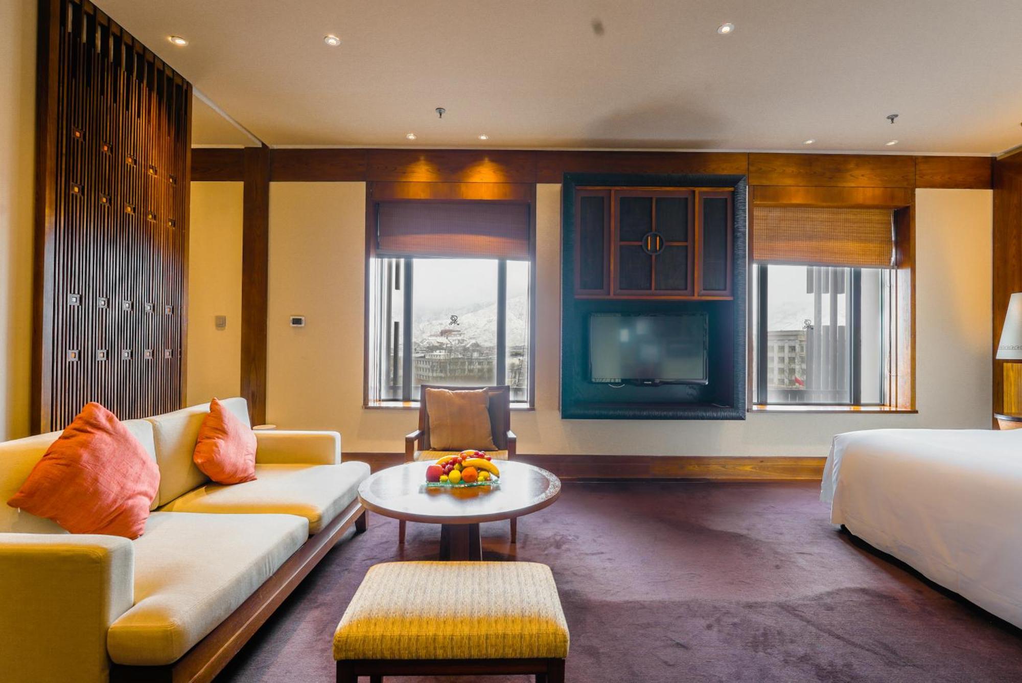 The St. Regis Lhasa Resort Экстерьер фото